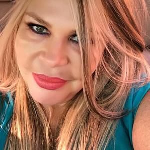 Meet your Posher, Ana